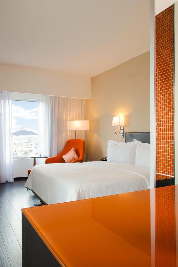 Fiesta Inn Puebla Las Animas Zewnętrze zdjęcie