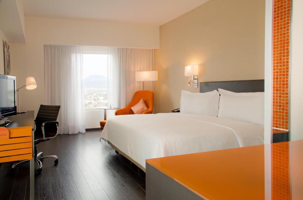 Fiesta Inn Puebla Las Animas Zewnętrze zdjęcie