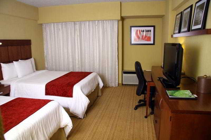 Fiesta Inn Puebla Las Animas Zewnętrze zdjęcie
